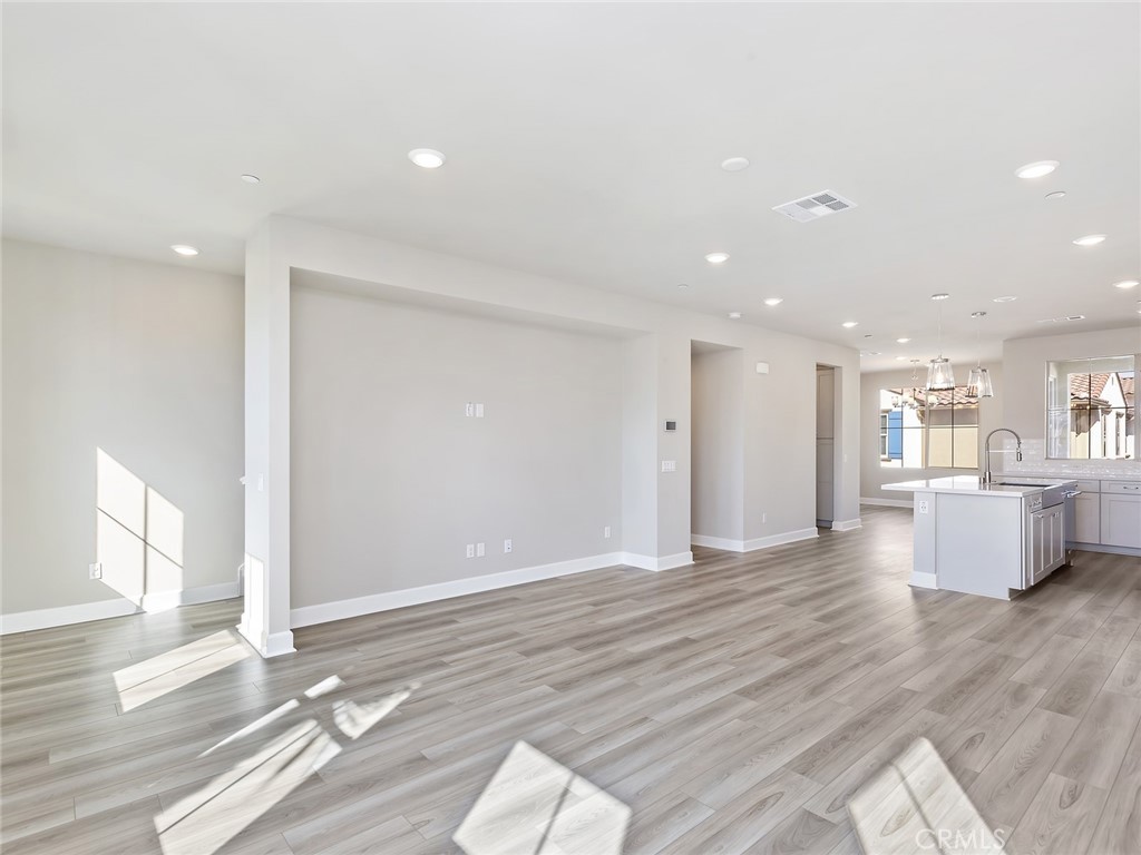 Photo 7 of 46 of 7270 Crystal Drive townhome