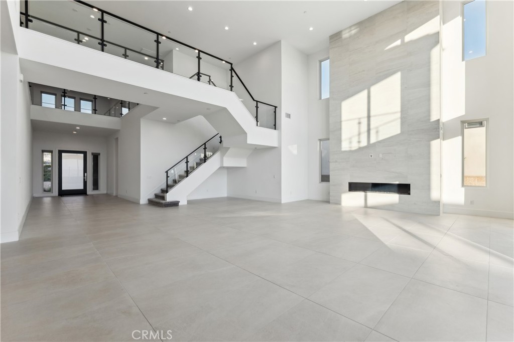 Properties 4 11743 N Greenwood Drive