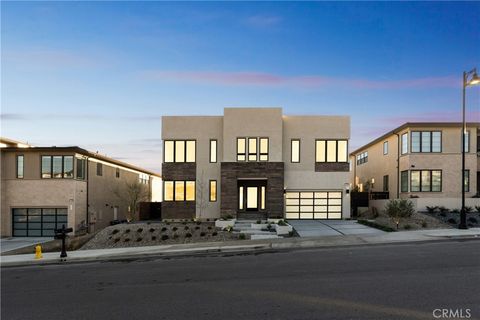 A home in Porter Ranch