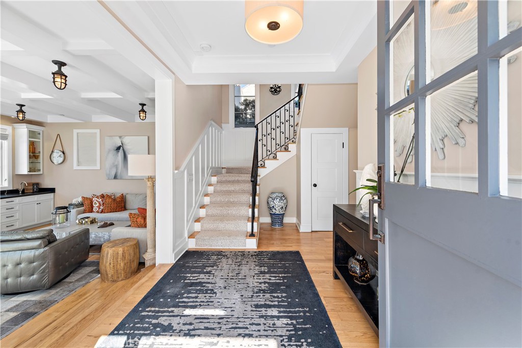 Corona del Mar South of PCH (CDMS) - Residential Lease