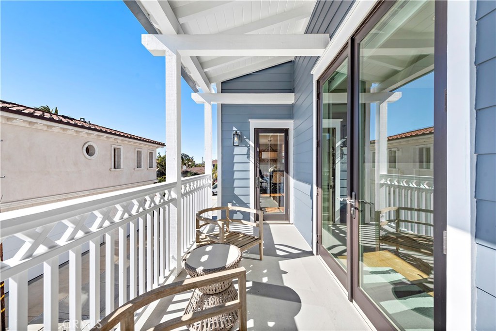Corona del Mar South of PCH (CDMS) - Residential Lease
