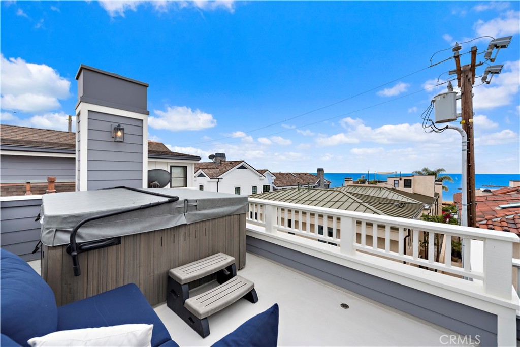 Corona del Mar South of PCH (CDMS) - Residential Lease