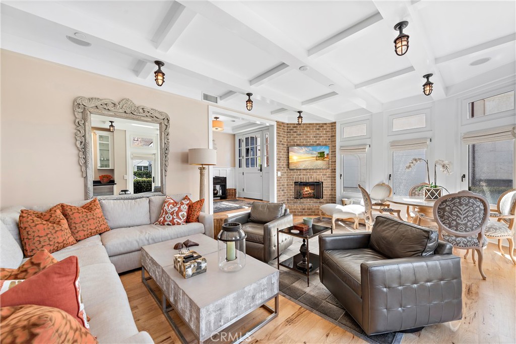 Corona del Mar South of PCH (CDMS) - Residential Lease