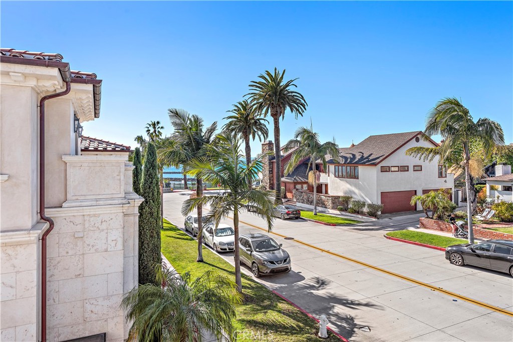 Corona del Mar South of PCH (CDMS) - Residential Lease