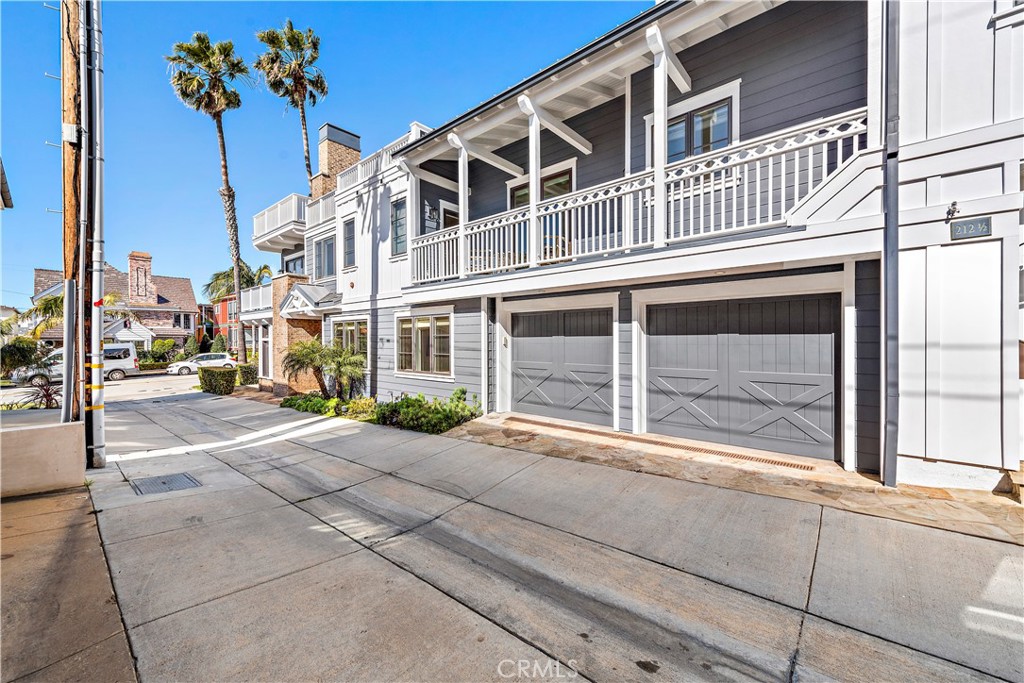 Corona del Mar South of PCH (CDMS) - Residential Lease