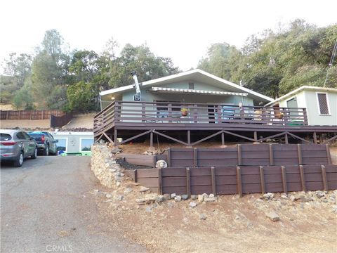 A home in Clearlake Oaks