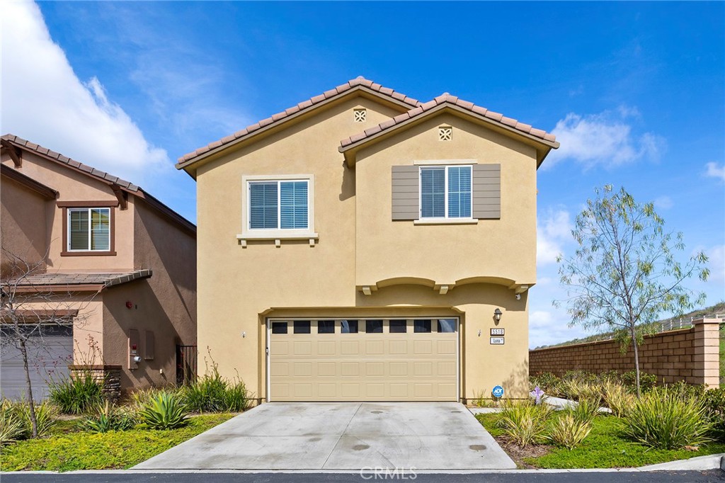 5516 Luna Way