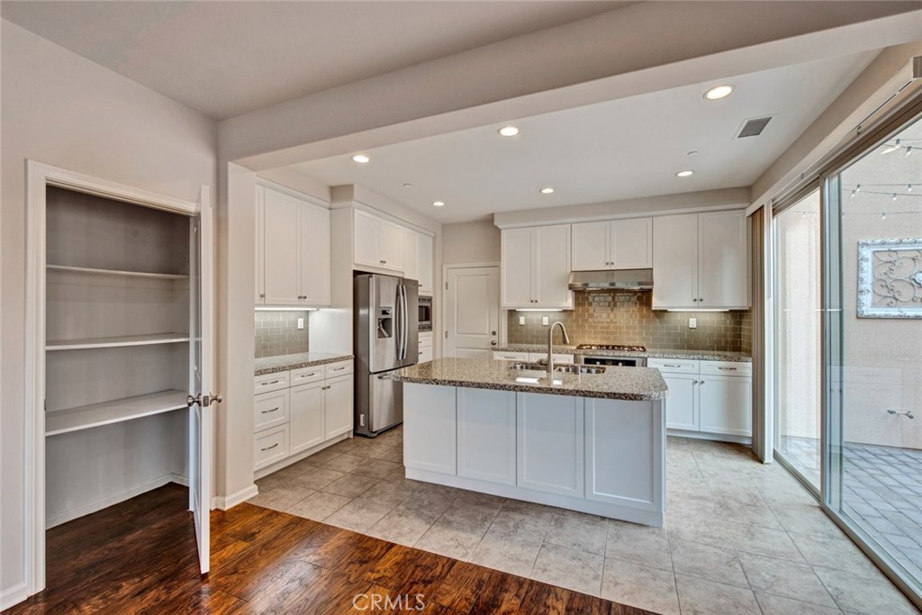 CASERTA (CVCAS) - Residential Lease