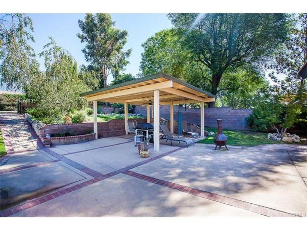 listing image 130725967097027797649