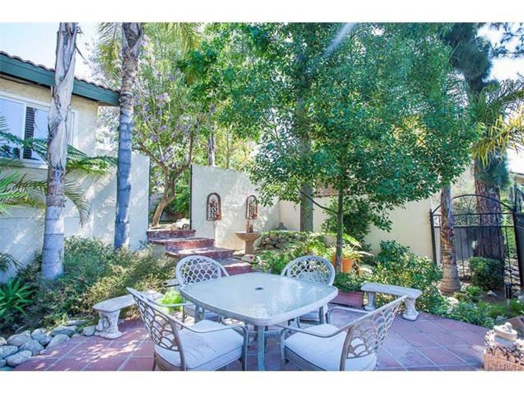 listing image 130727043069562280246
