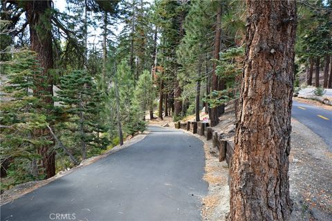 A home in Mammoth Lakes