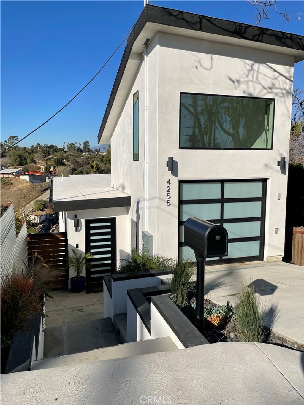 listing image 130724155471251464054