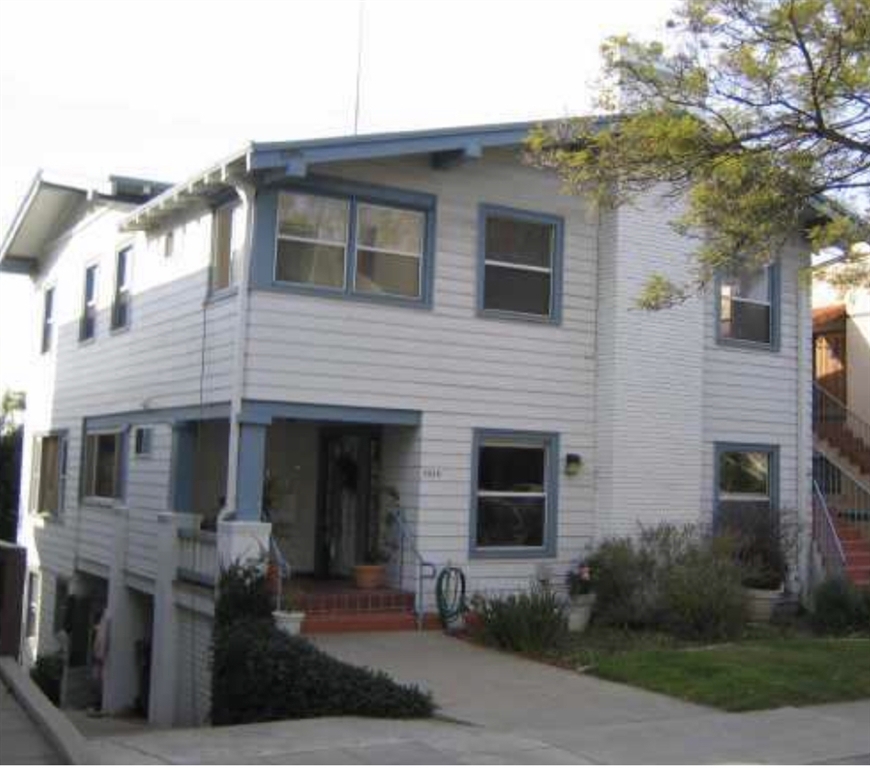 FIXER!! FIXER! Incredible and rare opportunity to own this 3 unit building in the heart of Bankers Hill/ Downtown San Diego! All 3 units have single car garages, and contain separate individual laundry rooms! Perfect for rentals as well as owner occupied. Fabulous location close to walking trails, PETCO Park, Hillcrest, North Park, Balboa Park, Airport, Freeways, etc.! Too much to list. A truly must see. All units in need of significant repairs. FIXER, FIXER! Neighborhoods: Bankers Hill Exterior: Wood/Stucco Other Fees: 0 Unit # for Unit 1: 2934 Unit # for Unit 2: 2936 Unit # for Unit 3: 2938 Number of Furnished Units: 0