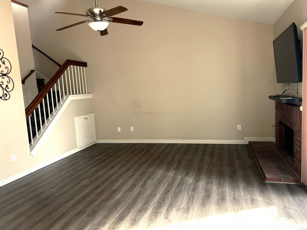 1501 APACHE DR A