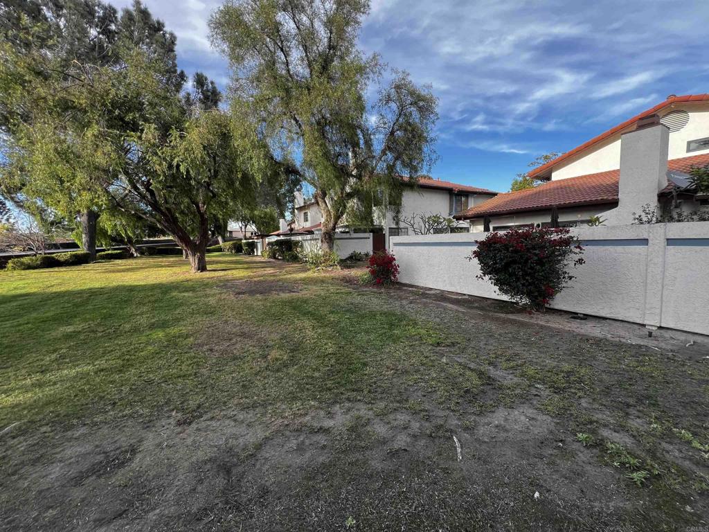 1501 APACHE DR A