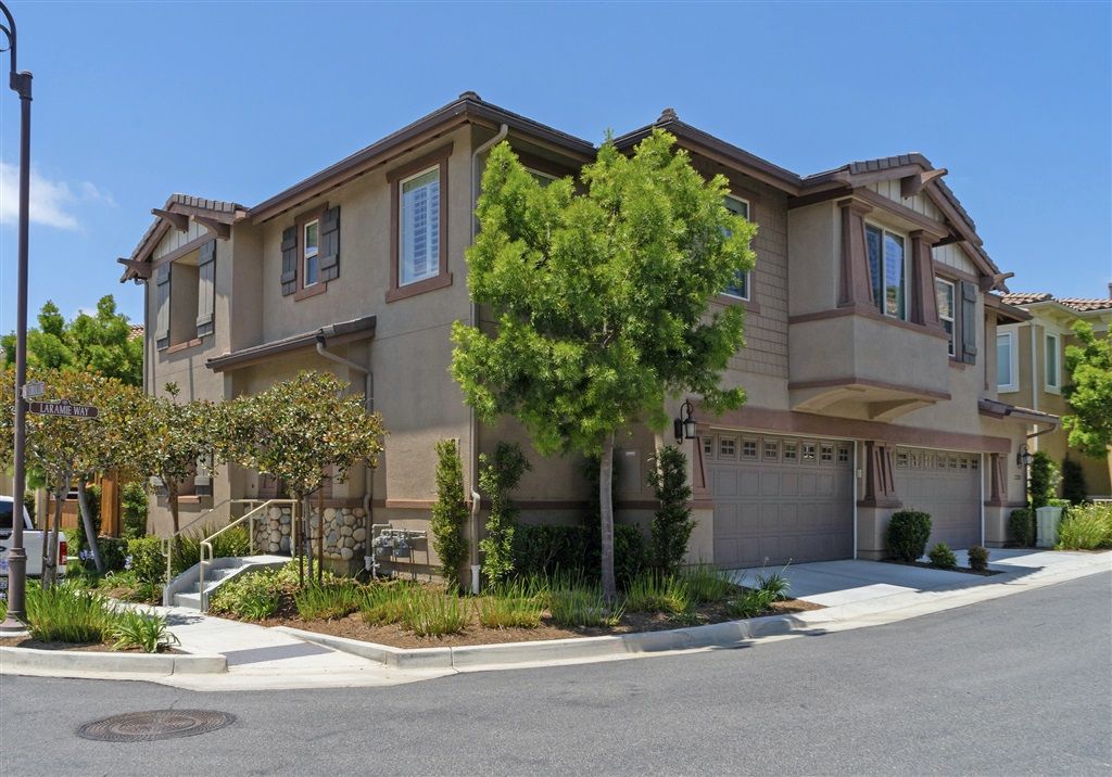 listing image 130729793937206204564