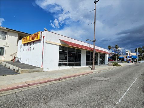 565 E Willow Street Long Beach CA 90806