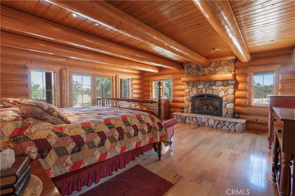 Creston(60) - Residential