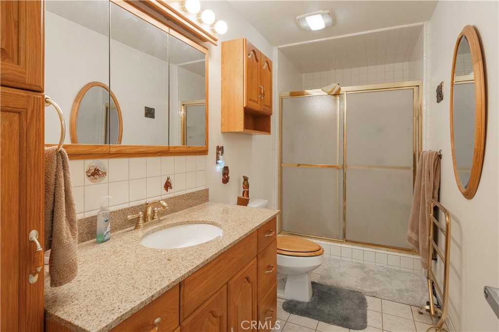 Creston(60) - Residential