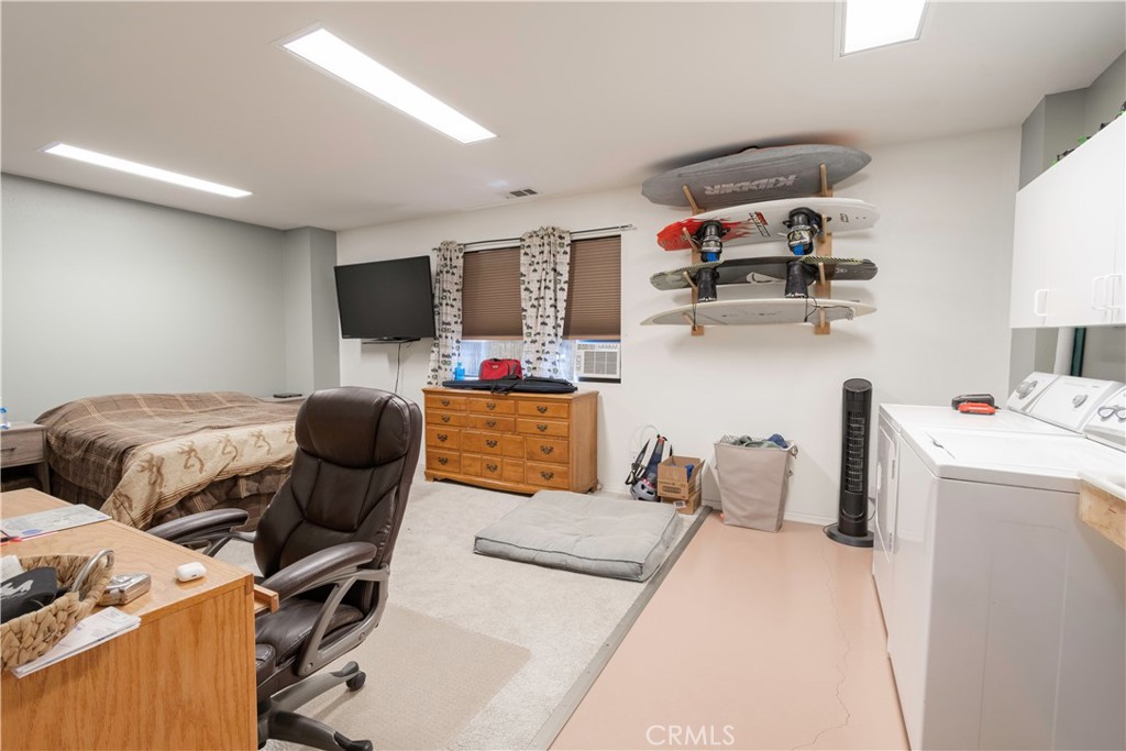 Creston(60) - Residential