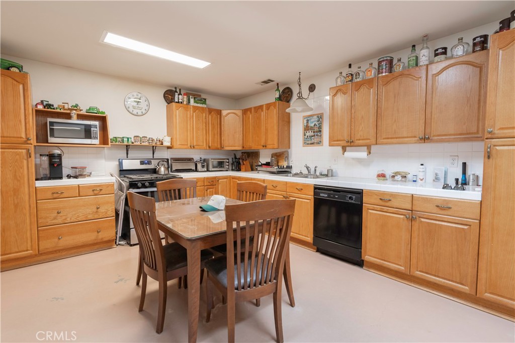 Creston(60) - Residential