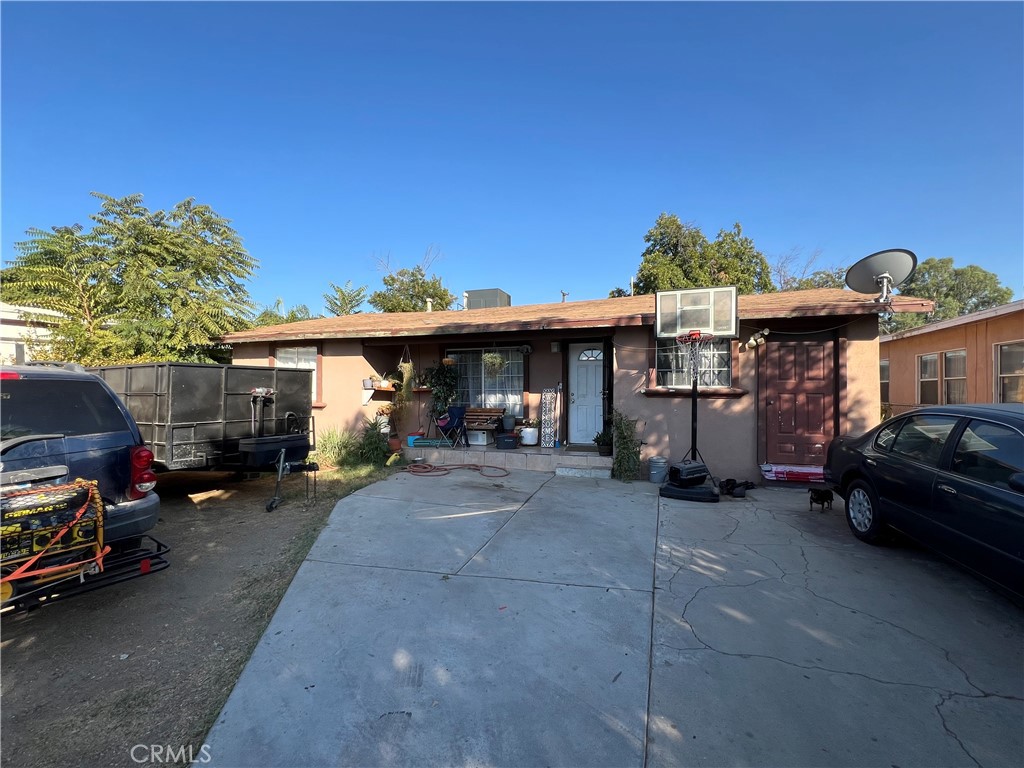 View Bakersfield, CA 93307 house