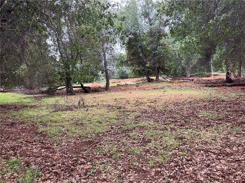 Photo of 3153 Southlake Drive, Kelseyville, CA 95451 (MLS # LC22080798) Photo of 3153 Southlake Drive, Kelseyville, CA 95451 (MLS # LC22080798)