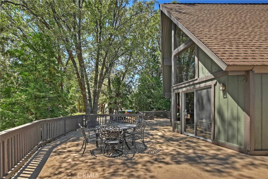 Photo 11 of 69 of 273 Shasta Drive house