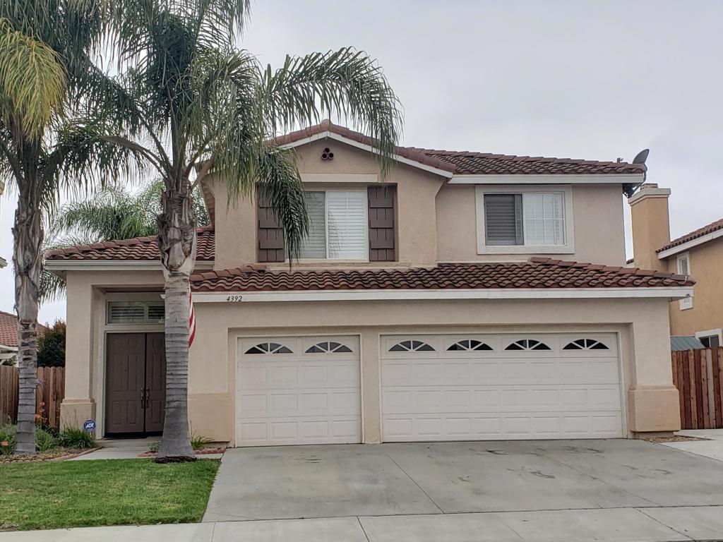 Adolfo Glen 1 - 4936 - Residential