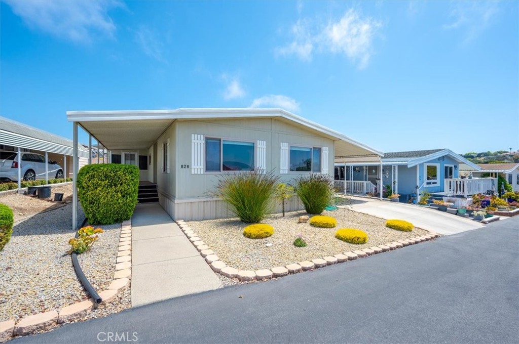 View Arroyo Grande, CA 93420 mobile home