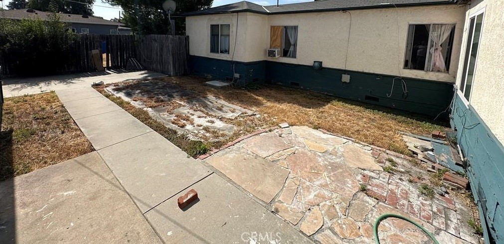 12332 Euclid Street