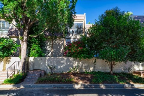 A home in Woodland Hills