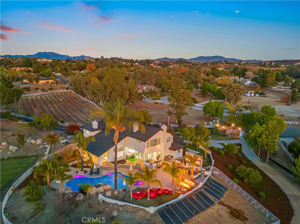 38901 Avenida Arriba