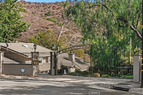 A home in North Tustin