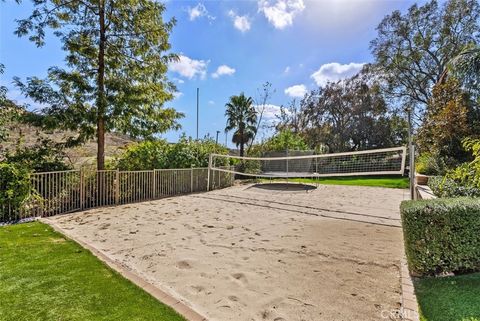 A home in North Tustin