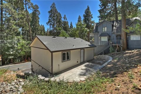 A home in Crestline