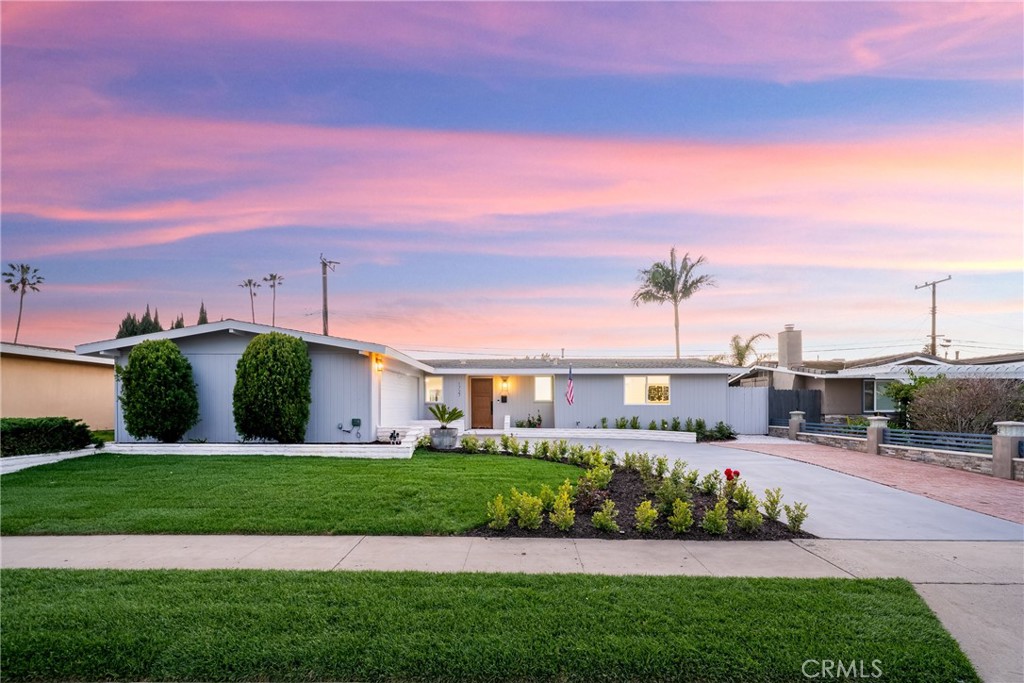 1727 Labrador Drive