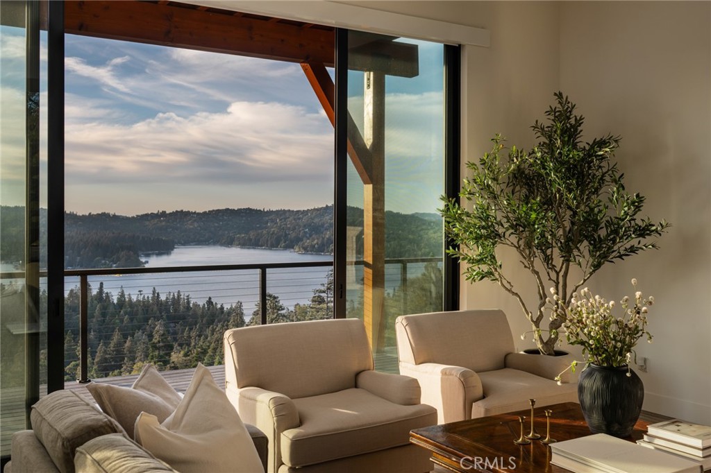 Arrowhead Woods (AWHW) - Residential