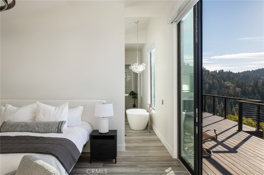 Arrowhead Woods (AWHW) - Residential