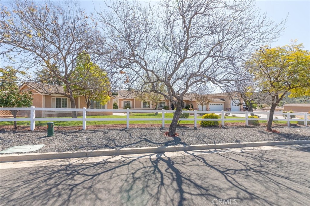 23526 Piedras Road