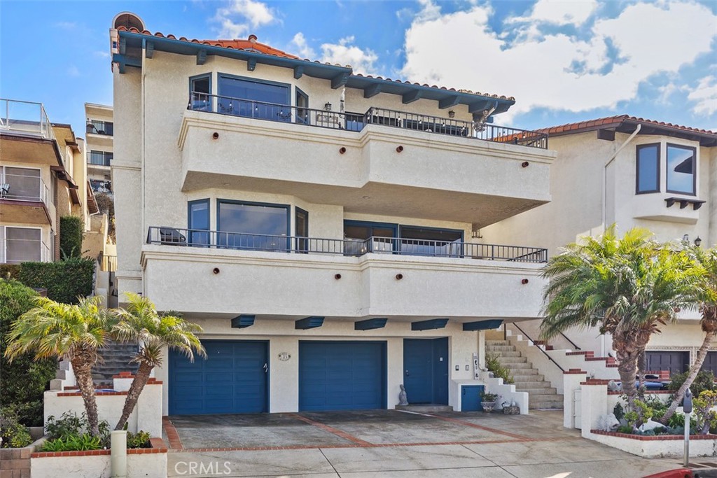 115 Boca De La Playa B

                                                                             San Clemente                                

                                    , CA - $4,750,000