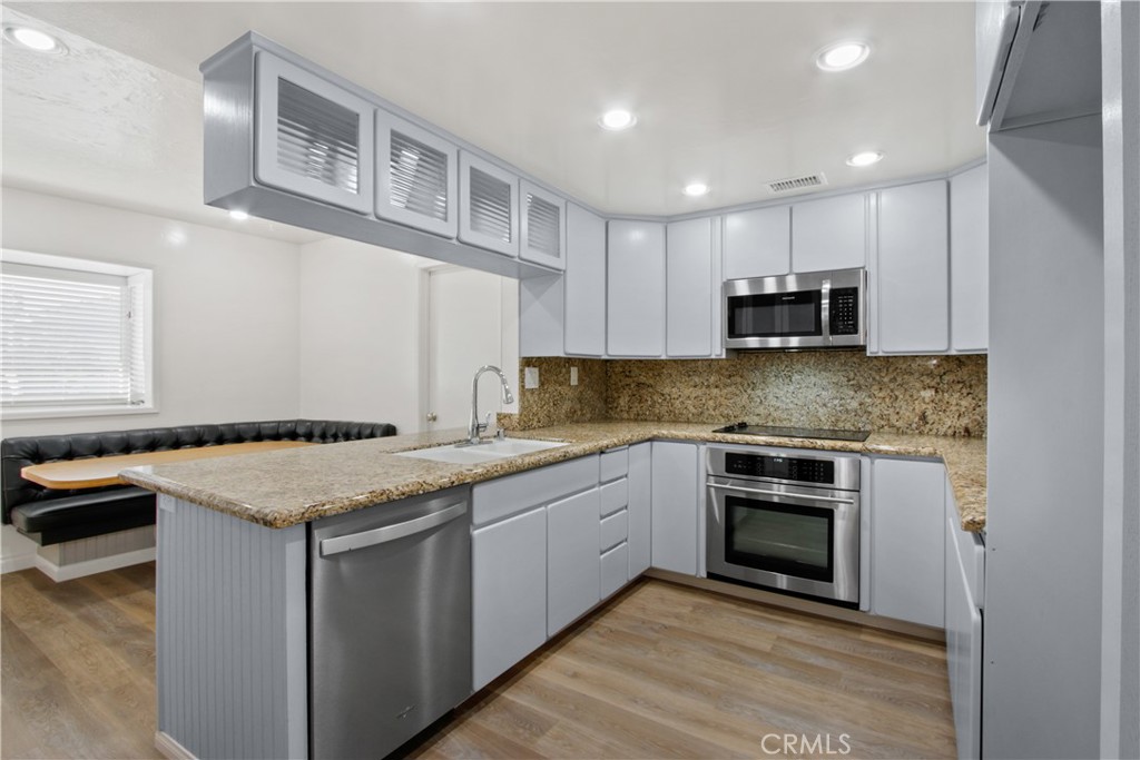 Country Club I (ICC1) - Residential Lease