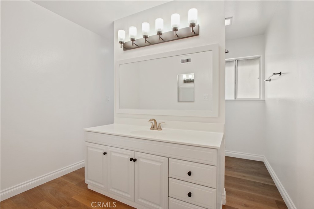 Country Club I (ICC1) - Residential Lease