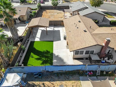 A home in Lake Elsinore