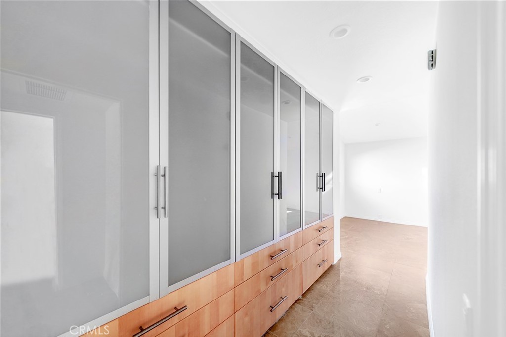 Lido Peninsula (LIPN) - Residential Income