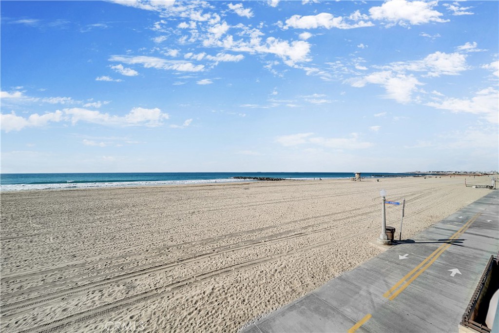 Lido Peninsula (LIPN) - Residential Income