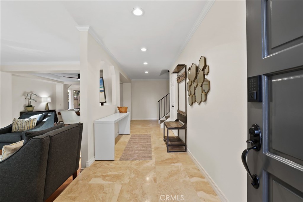 28001 Paseo Barranca