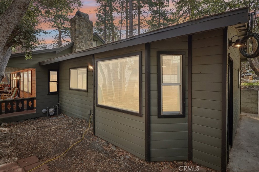 1707 Thrush Road