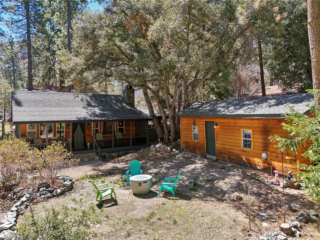 1707 Thrush Road