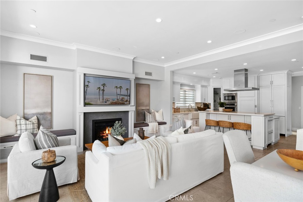 Balboa Peninsula Point (BLPP) - Residential